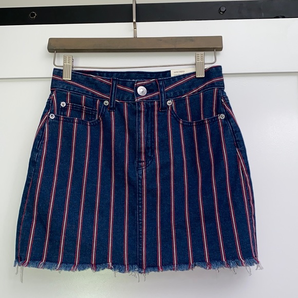 American Eagle Outfitters Dresses & Skirts - American Eagle 🦅 Striped Denim Hi-Rise Skirt 0
